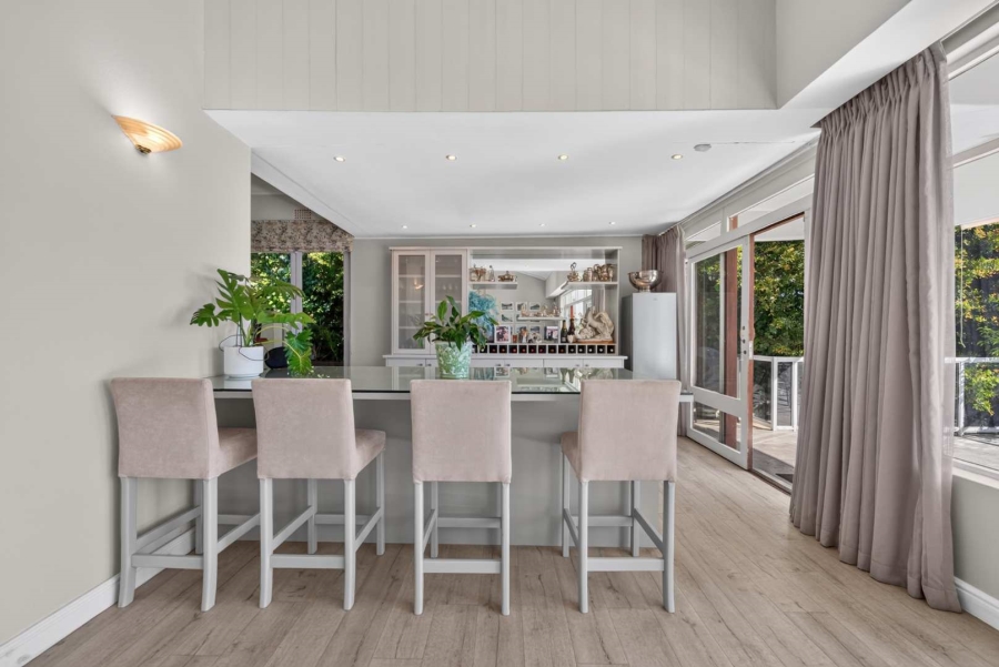 4 Bedroom Property for Sale in Camps Bay Western Cape